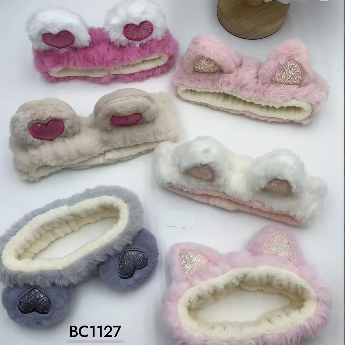 P*12 VINCHA MAQUILLAJES